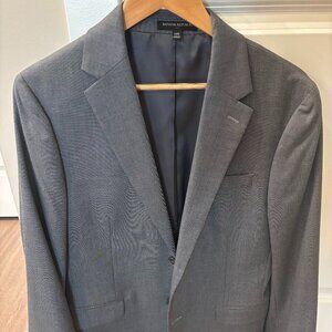 Banana Republic Men’s Gray 2-Button Blazer – Size 38R, Classic Fit